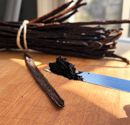 Grade A Tahitian Vanilla Beans | Farm-Direct from Ecuador